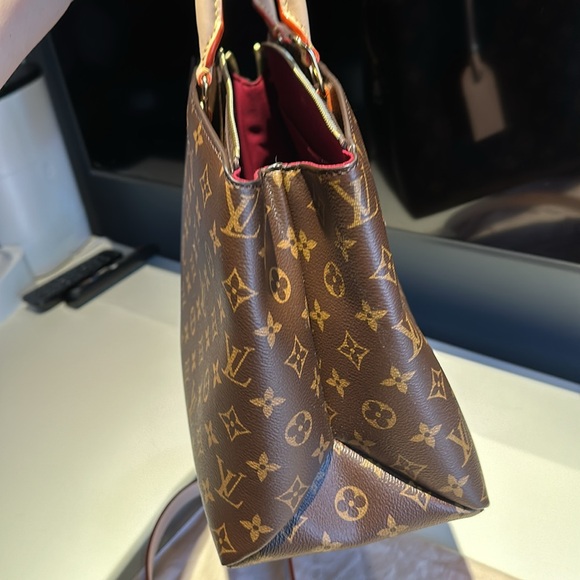 BRAND NEW NEVER WORN Louis Vuitton Brown Monogram Grand Palais handbag - Picture 9 of 10